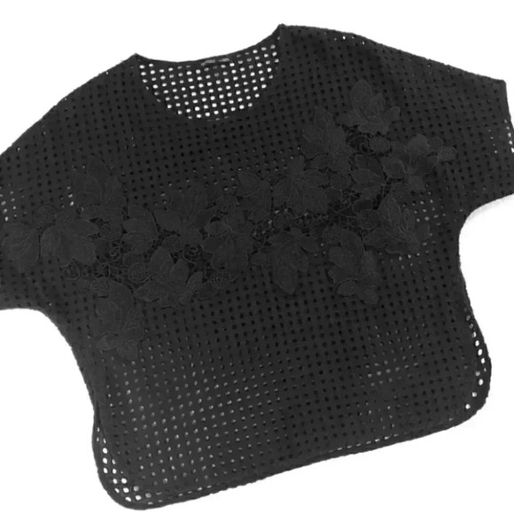 NWOT Zara Embroidered Eyelet Floral Top - Picture 1 of 6